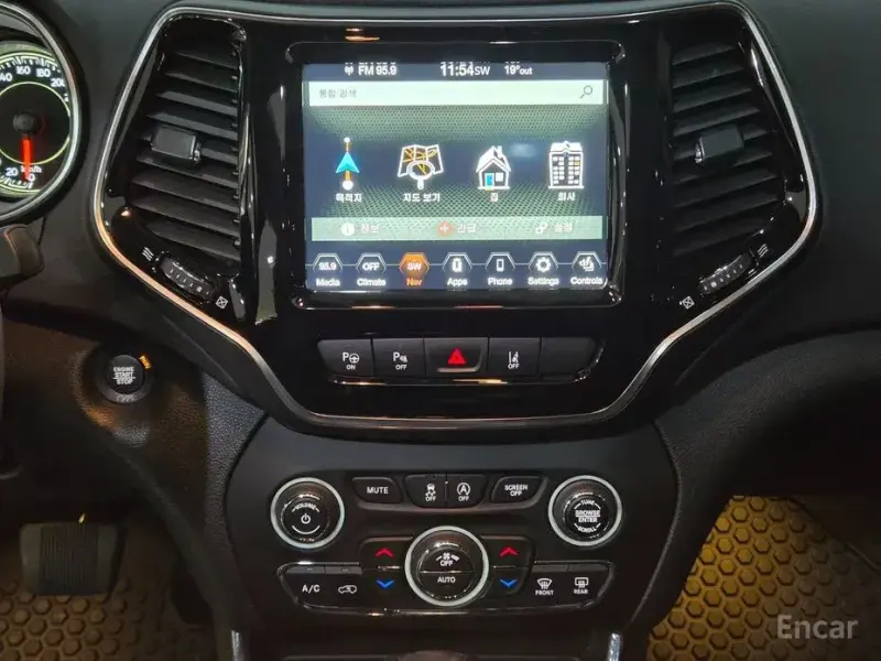 2022 Jeep Cherokee с пробегом 60 322 км