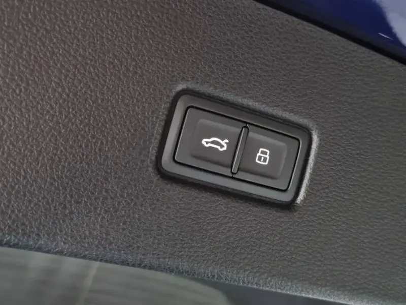 2022 Audi Q5 с пробегом 23 718 км