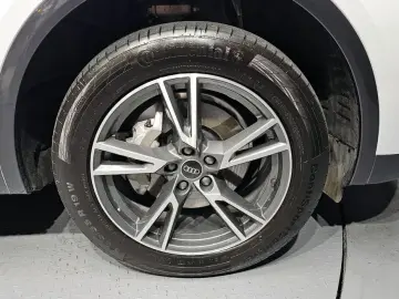 2022 Audi Q5 с пробегом 17 844 км