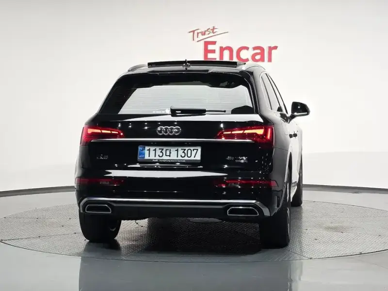 2021 Audi Q5 с пробегом 43 258 км