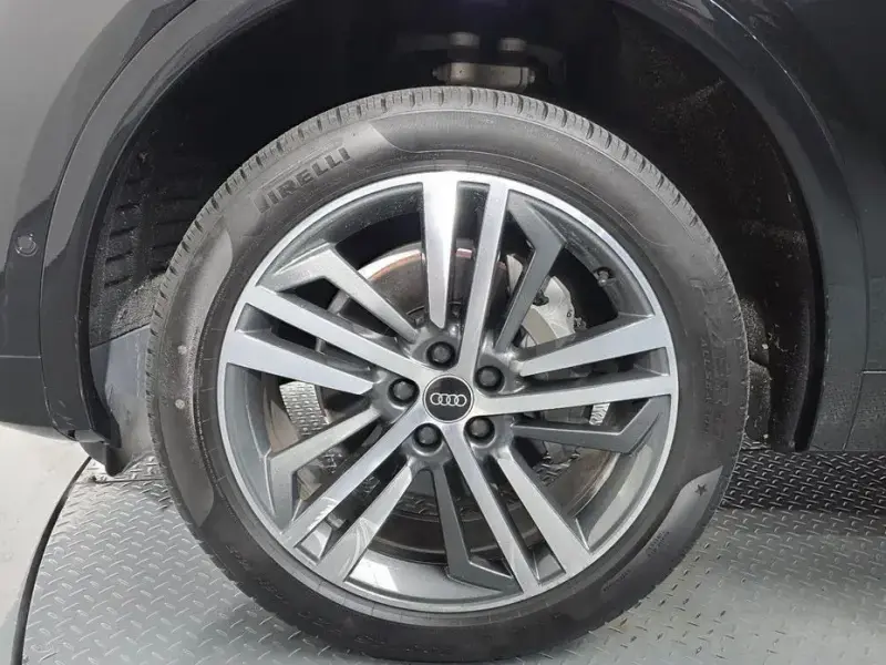 2021 Audi Q5 с пробегом 43 258 км