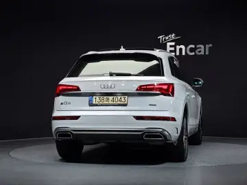 2021 Audi Q5 с пробегом 116 869 км