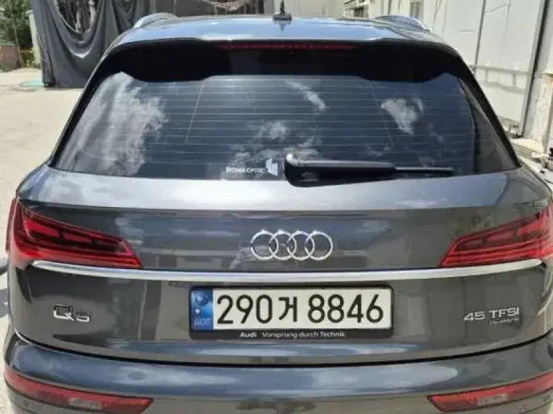 2021 Audi Q5 с пробегом 64 966 км