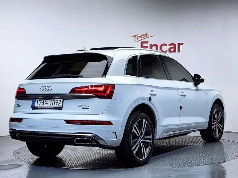 2022 Audi Q5 с пробегом 74 095 км
