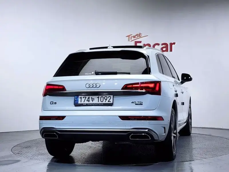 2022 Audi Q5 с пробегом 74 095 км