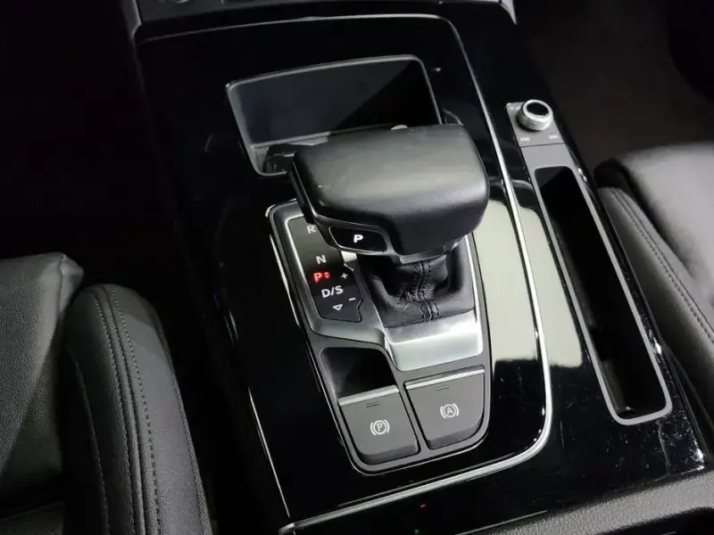 2022 Audi Q5 с пробегом 74 095 км