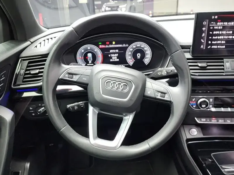 2022 Audi Q5 с пробегом 74 095 км
