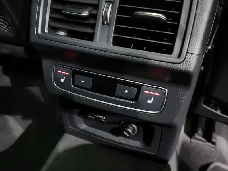 2022 Audi Q5 с пробегом 74 095 км