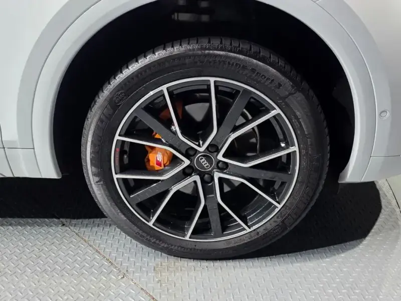 2022 Audi Q5 с пробегом 42 976 км
