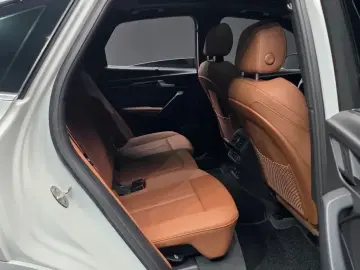 2022 Audi Q5 с пробегом 42 976 км