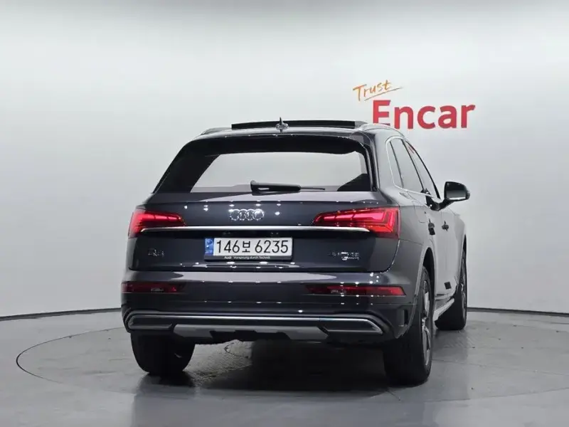 2021 Audi Q5 с пробегом 61 544 км