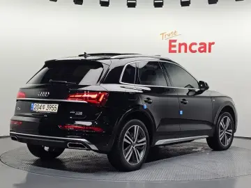 2021 Audi Q5 с пробегом 27 326 км