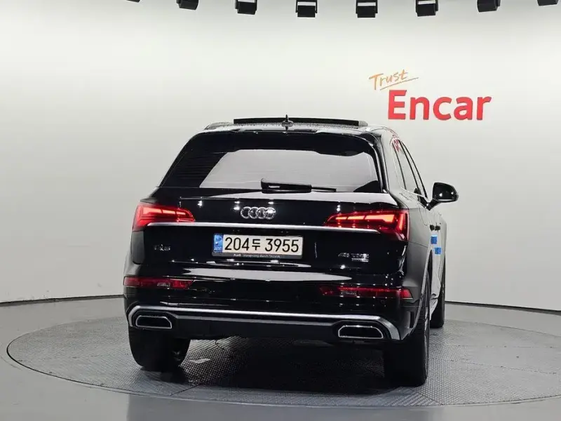 2021 Audi Q5 с пробегом 27 326 км