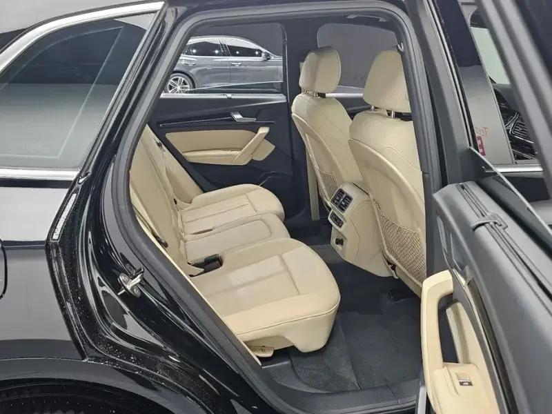 2021 Audi Q5 с пробегом 27 326 км