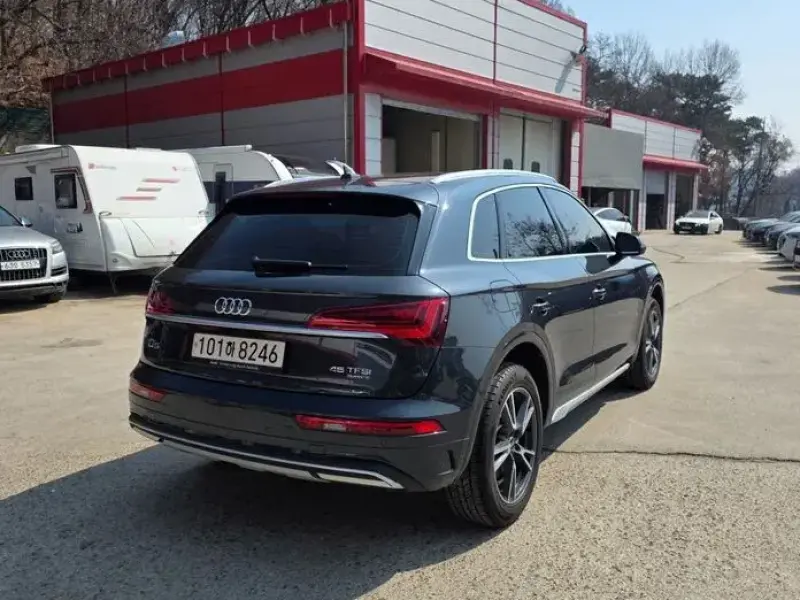 2022 Audi Q5 с пробегом 57 567 км