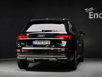 2021 Audi Q5 с пробегом 42 341 км