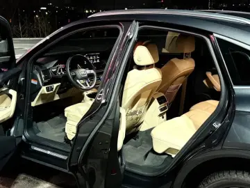 2022 Audi Q5 с пробегом 54 828 км
