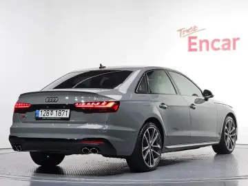 2021 Audi S4 с пробегом 53 337 км