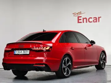 2023 Audi S4 с пробегом 33 651 км