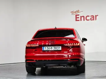 2023 Audi S4 с пробегом 33 651 км