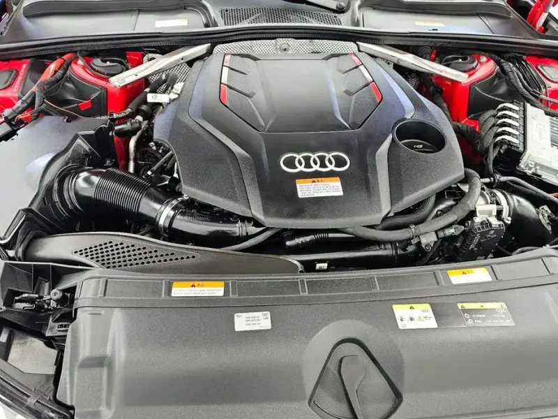 2023 Audi S4 с пробегом 33 651 км