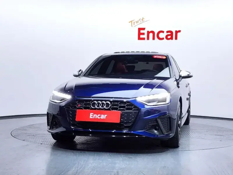 2023 Audi S4 с пробегом 38 492 км