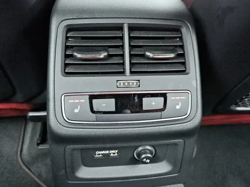2023 Audi S4 с пробегом 33 651 км
