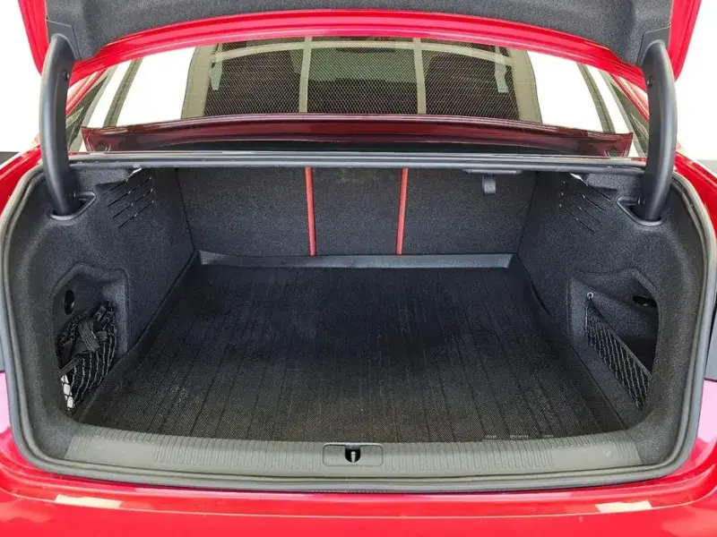 2023 Audi S4 с пробегом 33 651 км