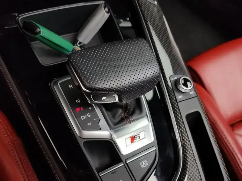 2023 Audi S4 с пробегом 38 492 км
