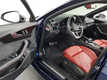 2023 Audi S4 с пробегом 38 492 км