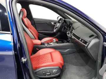 2023 Audi S4 с пробегом 38 492 км