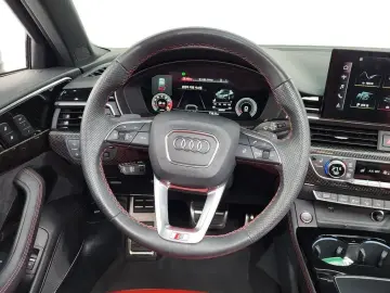 2023 Audi S4 с пробегом 38 492 км