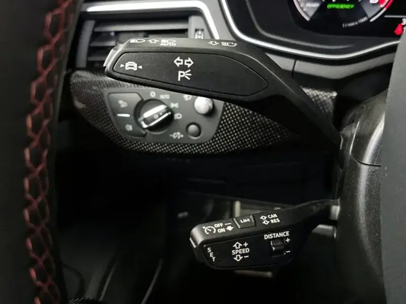 2023 Audi S4 с пробегом 33 651 км