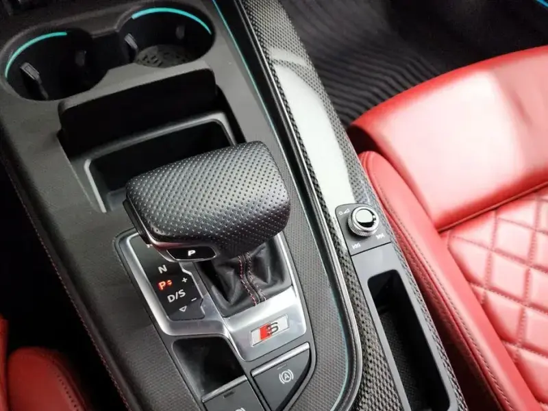2023 Audi S4 с пробегом 31 454 км