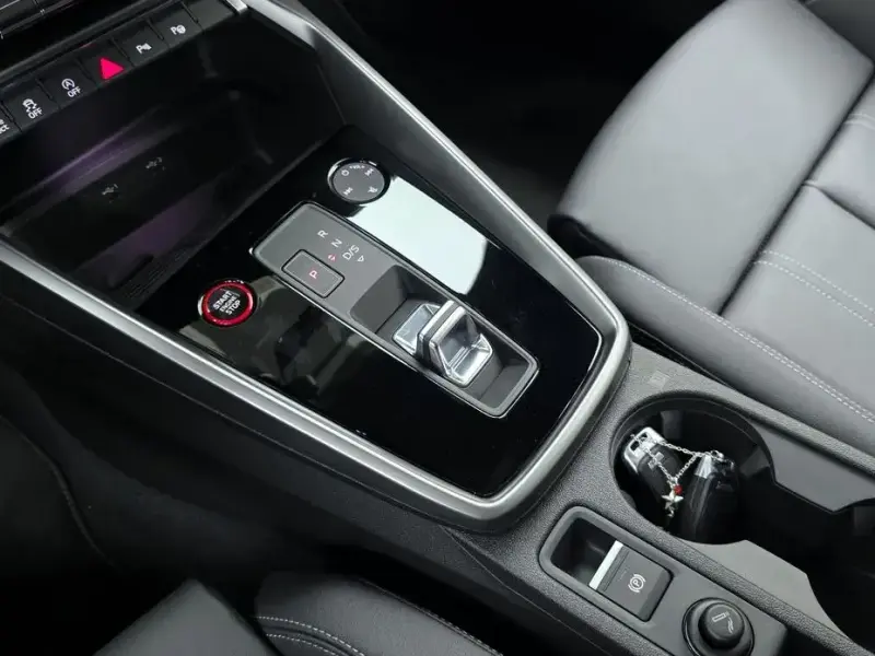 2023 Audi S3 с пробегом 3 857 км