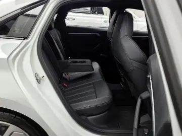 2023 Audi S3 с пробегом 3 857 км