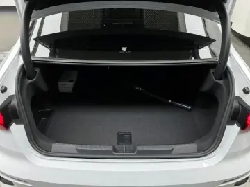 2023 Audi S3 с пробегом 3 857 км