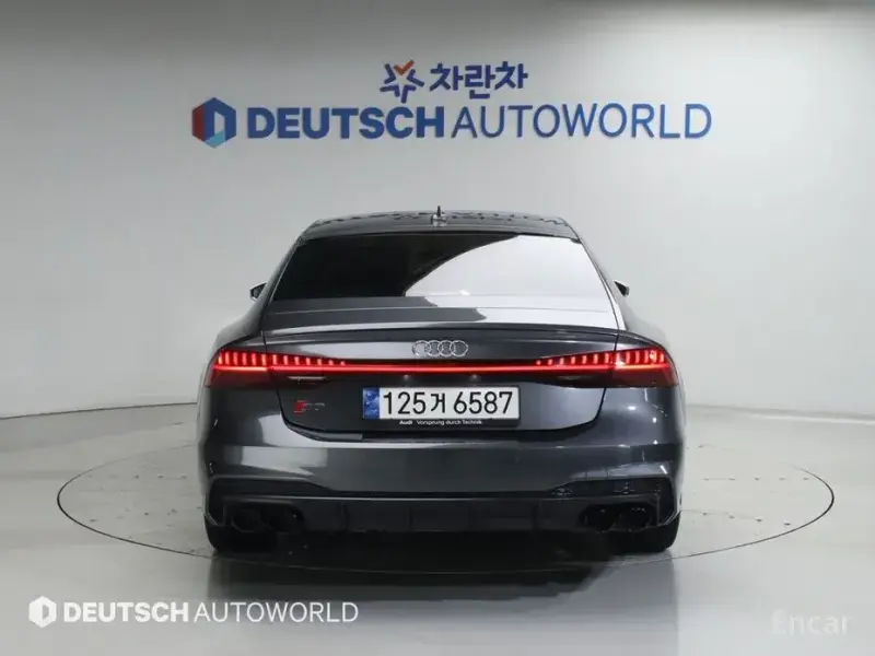 2021 Audi S7 с пробегом 112 684 км