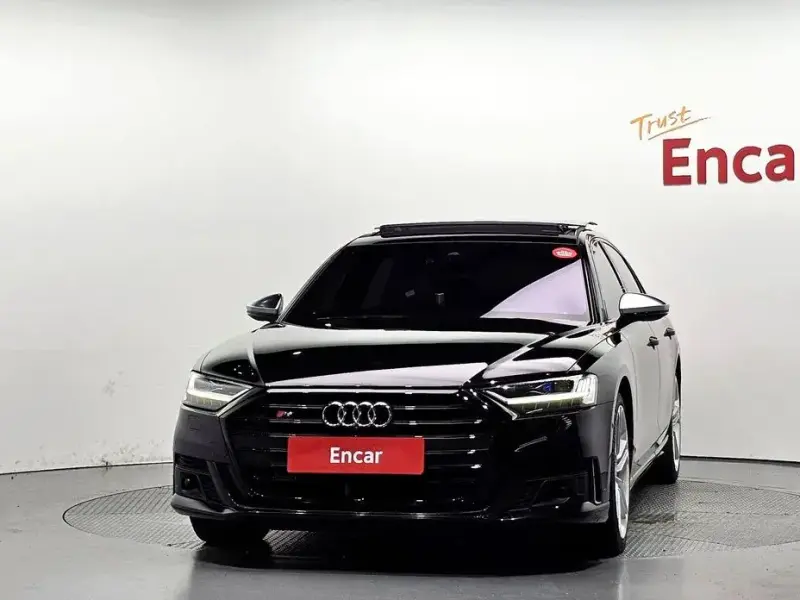 2021 Audi S8 с пробегом 86 654 км