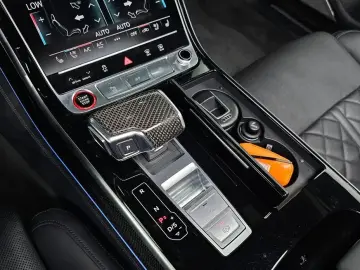 2021 Audi S8 с пробегом 86 654 км