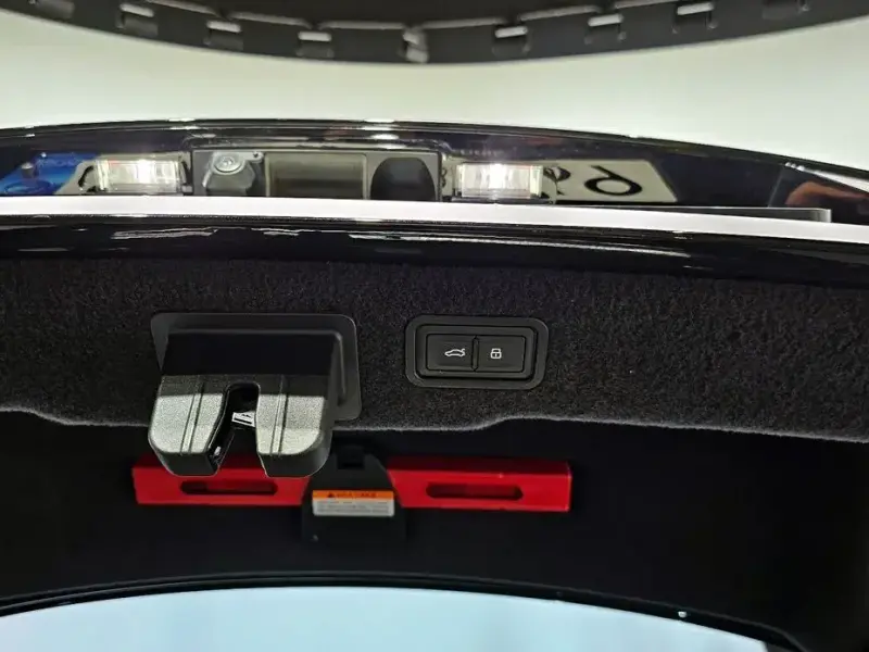 2021 Audi S8 с пробегом 86 654 км