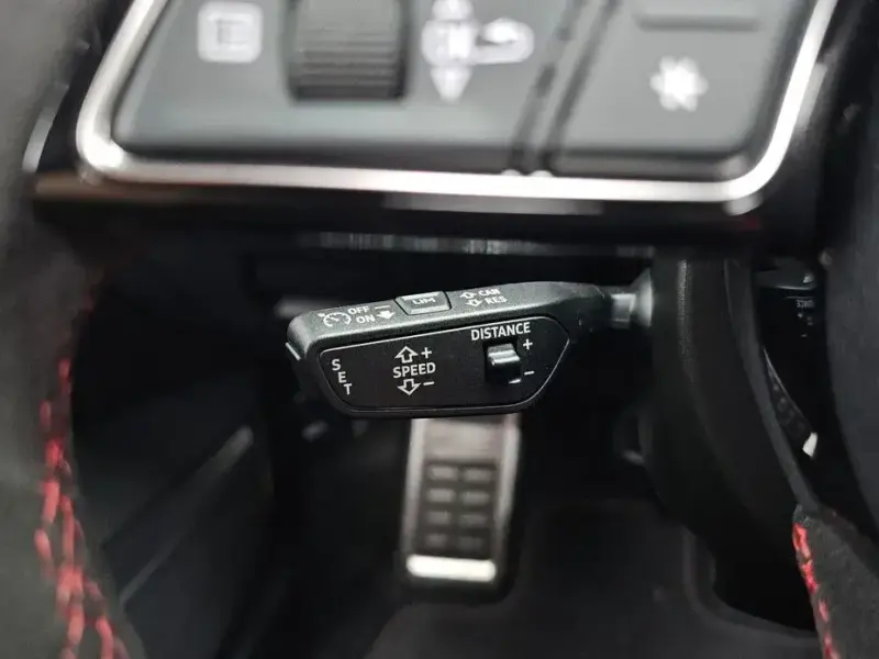 2023 Audi RS 3 с пробегом 34 374 км