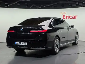 2023 BMW 7 серии с пробегом 72 581 км