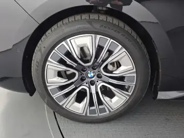 2023 BMW 7 серии с пробегом 72 581 км