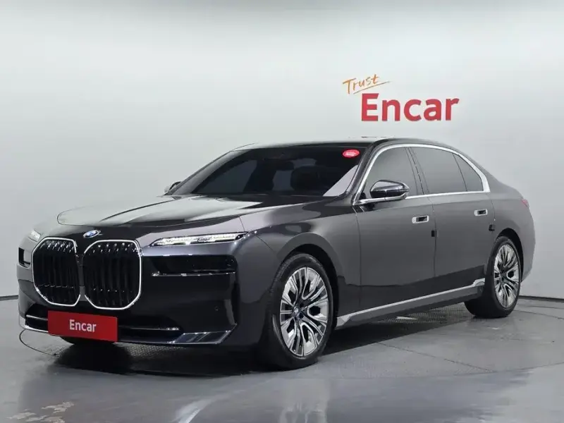 2023 BMW 7 серии с пробегом 76 495 км