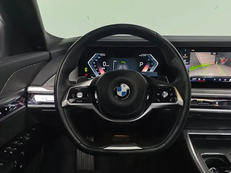 2023 BMW 7 серии с пробегом 72 581 км