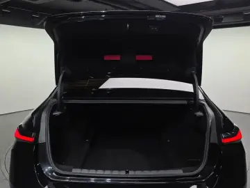 2023 BMW 7 серии с пробегом 72 581 км