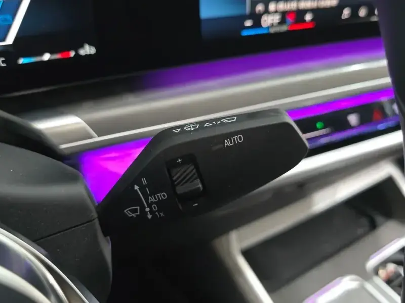 2023 BMW 7 серии с пробегом 76 495 км