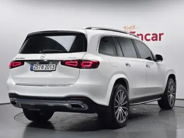 2023 Mercedes-Benz GLS с пробегом 54 744 км
