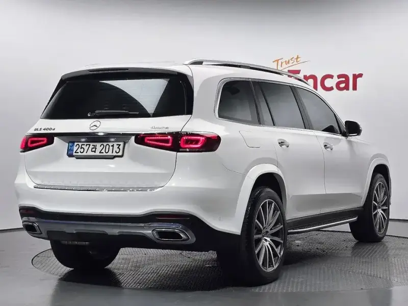 2023 Mercedes-Benz GLS с пробегом 54 744 км